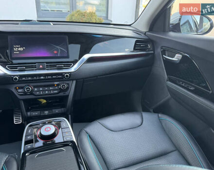 Білий Кіа Niro, об'ємом двигуна 0 л та пробігом 62 тис. км за 19500 $, фото 36 на Automoto.ua