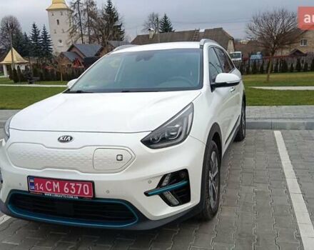 Білий Кіа Niro, об'ємом двигуна 0 л та пробігом 127 тис. км за 19999 $, фото 48 на Automoto.ua
