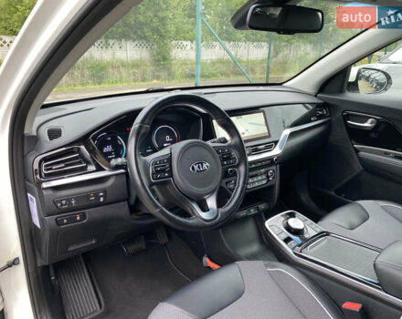 Белый Киа Niro, объемом двигателя 0 л и пробегом 96 тыс. км за 19950 $, фото 32 на Automoto.ua