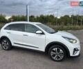 Белый Киа Niro, объемом двигателя 0 л и пробегом 129 тыс. км за 18950 $, фото 1 на Automoto.ua