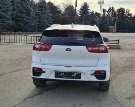 Белый Киа Niro, объемом двигателя 0 л и пробегом 89 тыс. км за 363 $, фото 7 на Automoto.ua