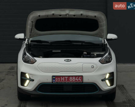 Белый Киа Niro, объемом двигателя 0 л и пробегом 172 тыс. км за 17500 $, фото 27 на Automoto.ua
