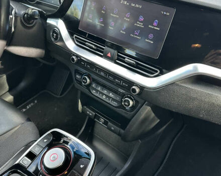 Киа Niro 2020 в Львове на Automoto.ua Белый Киа Niro, объемом двигателя 0 л и пробегом 129 тыс. км за 18350 $, фото 54 на Automoto.ua