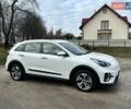 Білий Кіа Niro, об'ємом двигуна 0 л та пробігом 147 тис. км за 18800 $, фото 14 на Automoto.ua