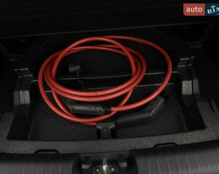 Белый Киа Niro, объемом двигателя 0 л и пробегом 172 тыс. км за 17500 $, фото 66 на Automoto.ua