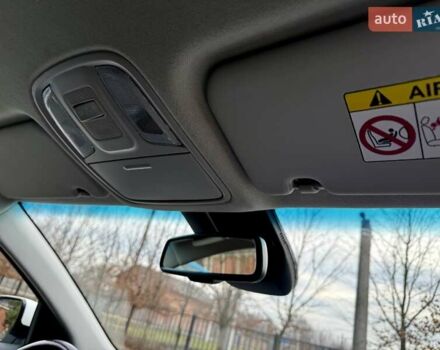 Білий Кіа Niro, об'ємом двигуна 0 л та пробігом 89 тис. км за 18950 $, фото 89 на Automoto.ua