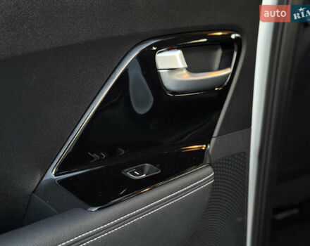 Киа Niro 2020 в Новой Ушице на Automoto.ua Белый Киа Niro, объемом двигателя 0 л и пробегом 152 тыс. км за 18500 $, фото 31 на Automoto.ua