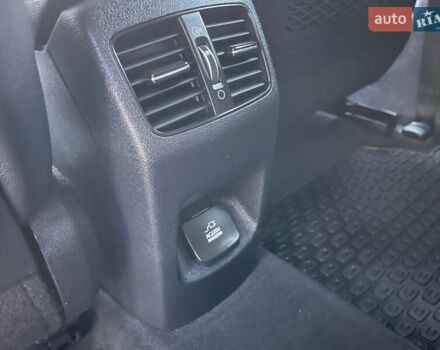 Киа Niro 2020 в Луцке на Automoto.ua Белый Киа Niro, объемом двигателя 0 л и пробегом 148 тыс. км за 19900 $, фото 10 на Automoto.ua