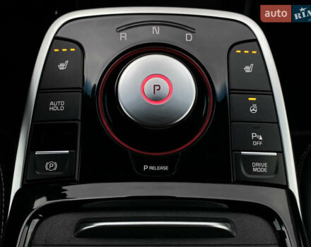 Белый Киа Niro, объемом двигателя 0 л и пробегом 96 тыс. км за 19950 $, фото 7 на Automoto.ua