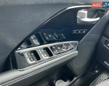 Белый Киа Niro, объемом двигателя 0 л и пробегом 146 тыс. км за 19799 $, фото 37 на Automoto.ua