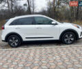 Білий Кіа Niro, об'ємом двигуна 1.6 л та пробігом 215 тис. км за 16800 $, фото 9 на Automoto.ua