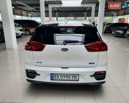 Белый Киа Niro, объемом двигателя 0 л и пробегом 112 тыс. км за 19500 $, фото 3 на Automoto.ua