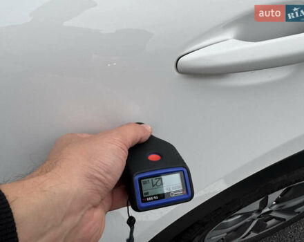 Киа Niro 2020 в Киеве на Automoto.ua Белый Киа Niro, объемом двигателя 0 л и пробегом 171 тыс. км за 18300 $, фото 45 на Automoto.ua