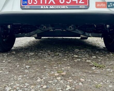 Белый Киа Niro, объемом двигателя 0 л и пробегом 160 тыс. км за 18850 $, фото 12 на Automoto.ua