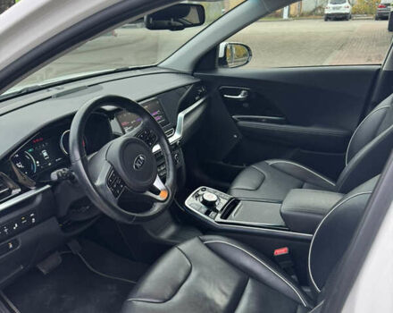 Белый Киа Niro, объемом двигателя 0 л и пробегом 101 тыс. км за 21200 $, фото 11 на Automoto.ua