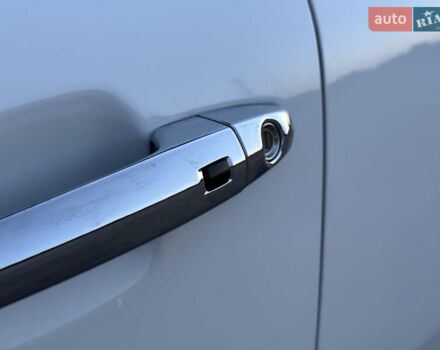 Киа Niro 2020 в Новой Ушице на Automoto.ua Белый Киа Niro, объемом двигателя 0 л и пробегом 152 тыс. км за 18500 $, фото 27 на Automoto.ua