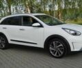Белый Киа Niro, объемом двигателя 1.6 л и пробегом 98 тыс. км за 12400 $, фото 6 на Automoto.ua