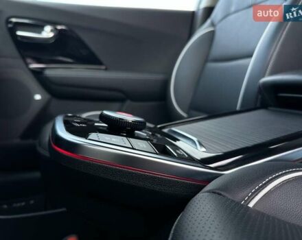 Білий Кіа Niro, об'ємом двигуна 0 л та пробігом 62 тис. км за 24400 $, фото 63 на Automoto.ua