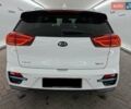 Білий Кіа Niro, об'ємом двигуна 0 л та пробігом 111 тис. км за 19846 $, фото 8 на Automoto.ua