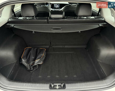 Киа Niro 2020 в Киеве на Automoto.ua Белый Киа Niro, объемом двигателя 0 л и пробегом 171 тыс. км за 18300 $, фото 40 на Automoto.ua