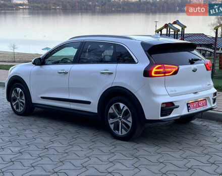 Белый Киа Niro, объемом двигателя 0 л и пробегом 103 тыс. км за 19500 $, фото 18 на Automoto.ua