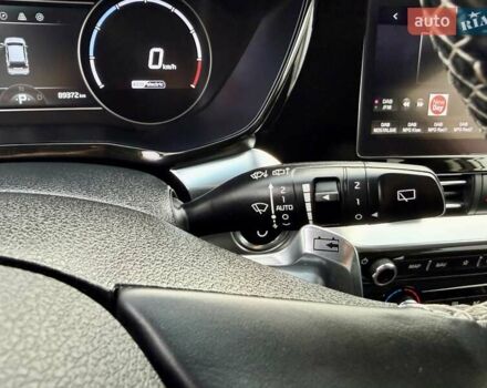 Білий Кіа Niro, об'ємом двигуна 0 л та пробігом 89 тис. км за 18950 $, фото 63 на Automoto.ua