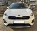 Белый Киа Niro, объемом двигателя 1.6 л и пробегом 100 тыс. км за 12000 $, фото 3 на Automoto.ua