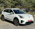 Киа Niro 2020 в Львове на Automoto.ua Белый Киа Niro, объемом двигателя 0 л и пробегом 129 тыс. км за 18350 $, фото 5 на Automoto.ua