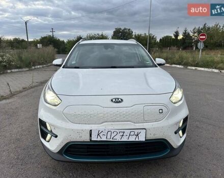Белый Киа Niro, объемом двигателя 0 л и пробегом 129 тыс. км за 18950 $, фото 17 на Automoto.ua