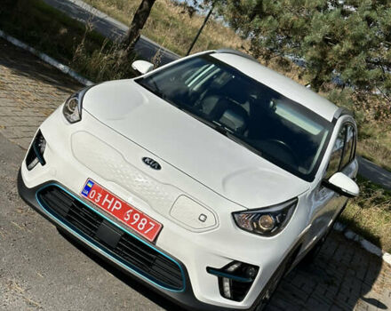 Киа Niro 2020 в Львове на Automoto.ua Белый Киа Niro, объемом двигателя 0 л и пробегом 129 тыс. км за 18350 $, фото 15 на Automoto.ua