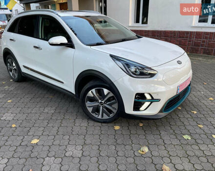 Киа Niro 2020 в Луцке на Automoto.ua Белый Киа Niro, объемом двигателя 0 л и пробегом 148 тыс. км за 19900 $, фото 1 на Automoto.ua
