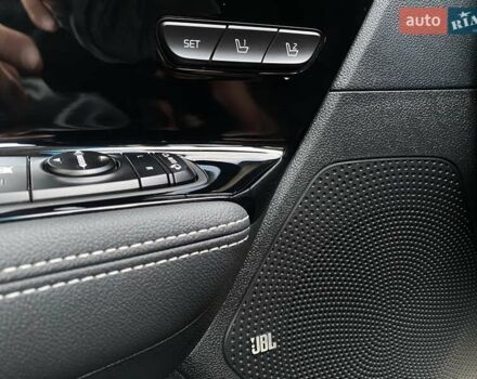 Білий Кіа Niro, об'ємом двигуна 0 л та пробігом 112 тис. км за 22900 $, фото 4 на Automoto.ua