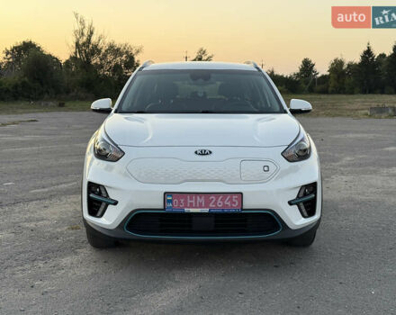 Белый Киа Niro, объемом двигателя 0 л и пробегом 152 тыс. км за 18200 $, фото 14 на Automoto.ua