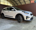 Белый Киа Niro, объемом двигателя 0 л и пробегом 117 тыс. км за 20066 $, фото 5 на Automoto.ua