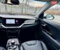 Білий Кіа Niro, об'ємом двигуна 0 л та пробігом 89 тис. км за 18950 $, фото 104 на Automoto.ua