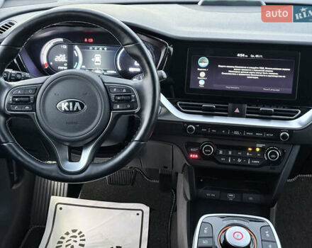 Белый Киа Niro, объемом двигателя 0 л и пробегом 130 тыс. км за 20999 $, фото 18 на Automoto.ua