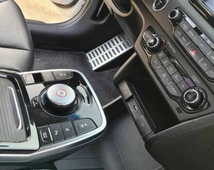 Белый Киа Niro, объемом двигателя 0 л и пробегом 89 тыс. км за 363 $, фото 10 на Automoto.ua