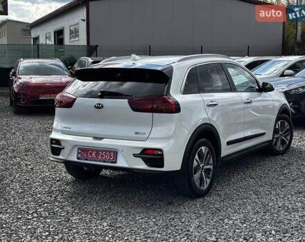 Киа Niro 2020 в Львове на Automoto.ua Белый Киа Niro, объемом двигателя 0 л и пробегом 95 тыс. км за 20450 $, фото 7 на Automoto.ua