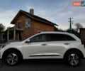 Киа Niro 2020 в Львове на Automoto.ua Белый Киа Niro, объемом двигателя 0 л и пробегом 69 тыс. км за 19500 $, фото 5 на Automoto.ua