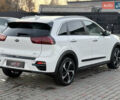 Белый Киа Niro, объемом двигателя 0 л и пробегом 130 тыс. км за 20999 $, фото 3 на Automoto.ua