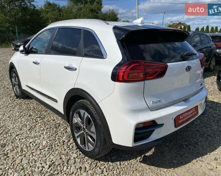 Білий Кіа Niro, об'ємом двигуна 0 л та пробігом 112 тис. км за 22900 $, фото 14 на Automoto.ua