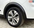 Білий Кіа Niro, об'ємом двигуна 0 л та пробігом 89 тис. км за 18950 $, фото 38 на Automoto.ua