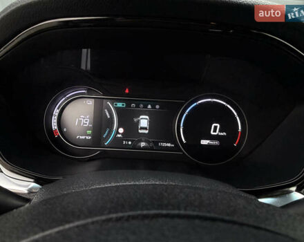 Белый Киа Niro, объемом двигателя 0 л и пробегом 172 тыс. км за 17500 $, фото 55 на Automoto.ua