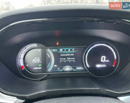 Белый Киа Niro, объемом двигателя 0 л и пробегом 75 тыс. км за 18300 $, фото 12 на Automoto.ua