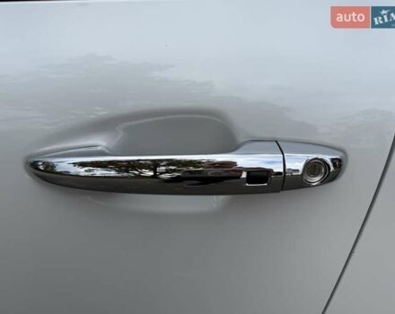 Білий Кіа Niro, об'ємом двигуна 0 л та пробігом 168 тис. км за 18455 $, фото 25 на Automoto.ua