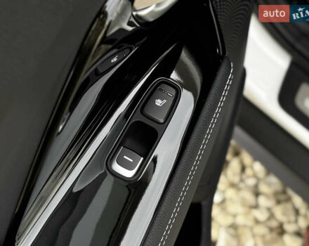 Белый Киа Niro, объемом двигателя 0 л и пробегом 141 тыс. км за 19100 $, фото 31 на Automoto.ua