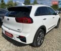 Білий Кіа Niro, об'ємом двигуна 0 л та пробігом 112 тис. км за 22900 $, фото 16 на Automoto.ua