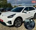 Білий Кіа Niro, об'ємом двигуна 0 л та пробігом 62 тис. км за 24400 $, фото 1 на Automoto.ua
