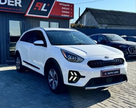 Білий Кіа Niro, об'ємом двигуна 1.6 л та пробігом 37 тис. км за 19700 $, фото 1 на Automoto.ua