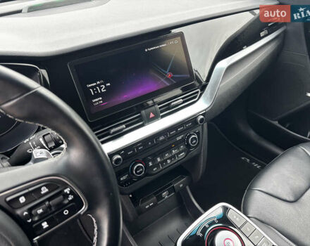 Білий Кіа Niro, об'ємом двигуна 0 л та пробігом 124 тис. км за 20400 $, фото 28 на Automoto.ua